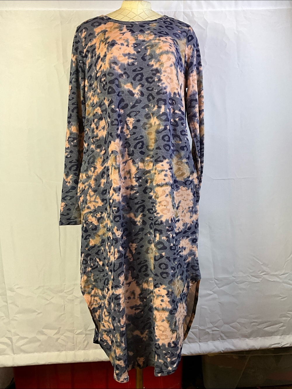 Hailey & Co. Long Sleeve Animal Tie Dye Long Midi Dress with Pockets Size Medium